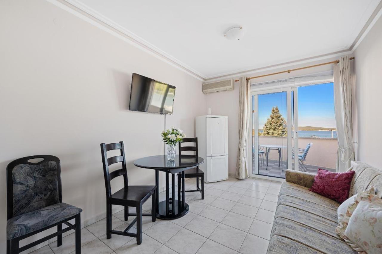 Villa Australia Zaboric Exteriör bild