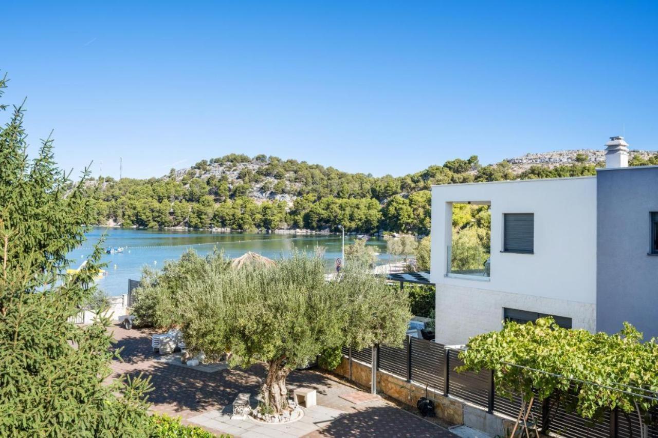 Villa Australia Zaboric Exteriör bild