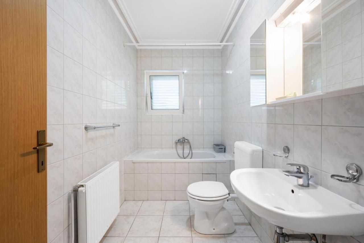 Villa Australia Zaboric Exteriör bild