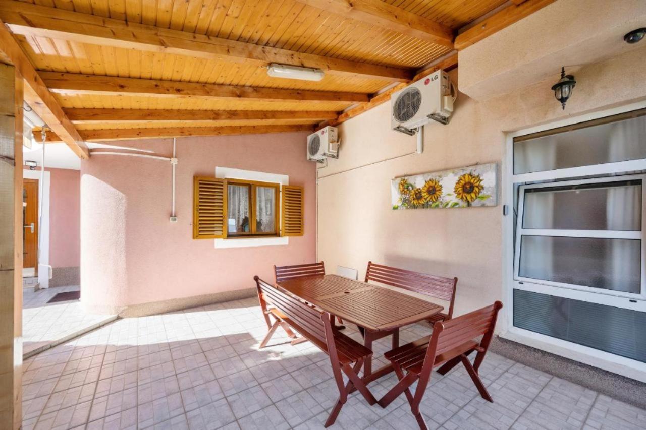 Villa Australia Zaboric Exteriör bild